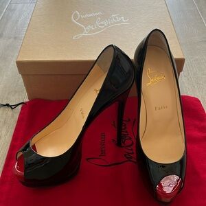 Christian Louboutin Palais Royal 140